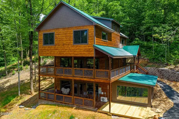 3181 Thomas Headrick Road, Sevierville, TN 37862
