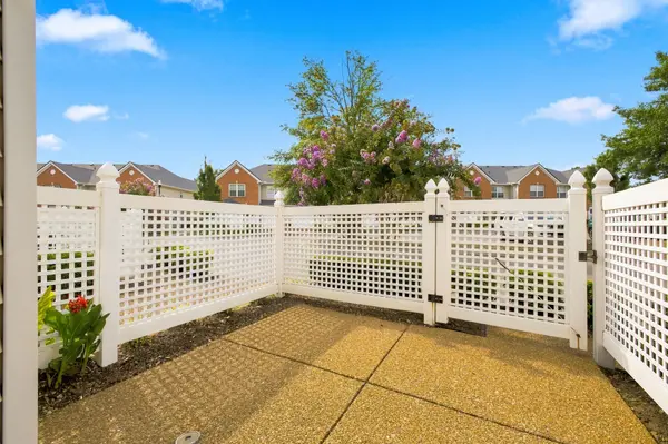 402 Bembridge Ln, Franklin, TN 37069