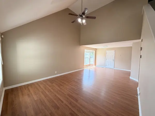 203 Alysheba Ct, Oak Grove, KY 42262