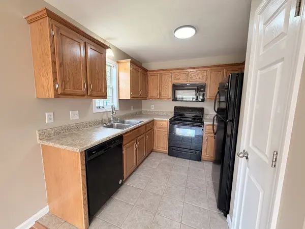 203 Alysheba Ct, Oak Grove, KY 42262