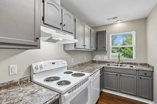 601 E Grundy St #Unit E, Tullahoma, TN 37388