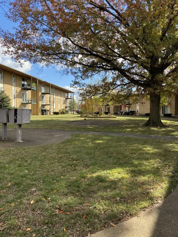 555 N DuPont Ave #B39, Madison, TN 37115