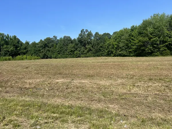 1 Maxey, Cedar Hill, TN 37032