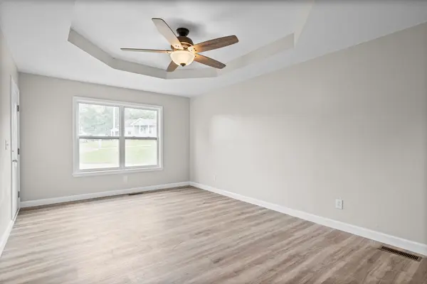 318 Ashley St, Oak Grove, KY 42262