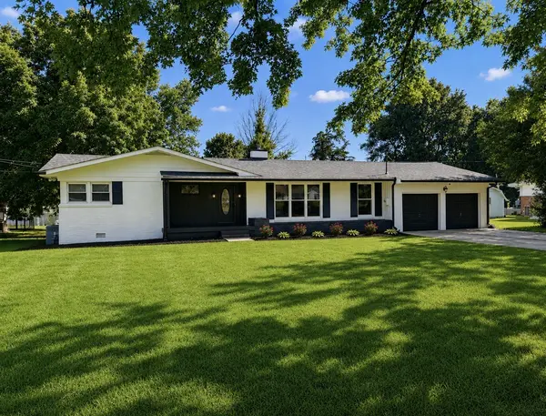 110 Walnut Drive, Hendersonville, TN 37075