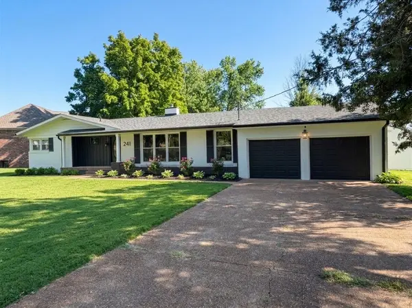 110 Walnut Drive, Hendersonville, TN 37075