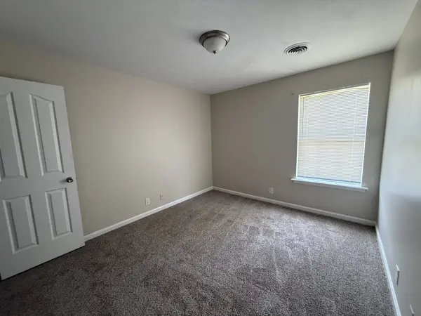 3031 Ace Wintermeyer Dr, La Vergne, TN 37086