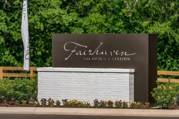 5004 Fairhaven Cir, Thompsons Station, TN 37179