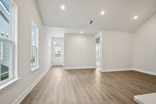 515 W Stonehaus Crossing, Antioch, TN 37013