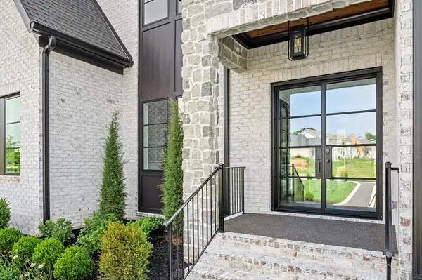 1600 Wisconsin Avenue, Brentwood, TN 37027