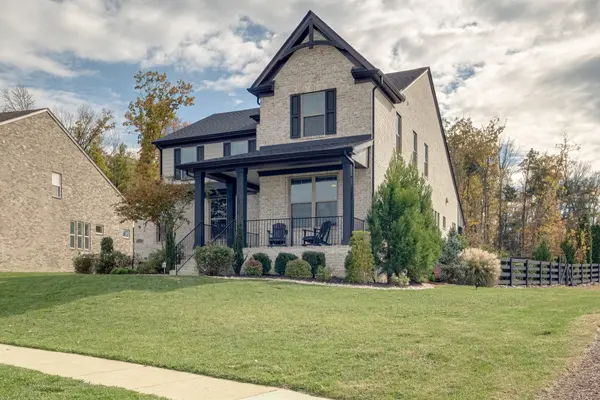648 Dunmeyer Ct, Nolensville, TN 37135