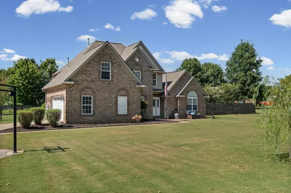 713 ELIZABETH DR, Atoka, TN 38004