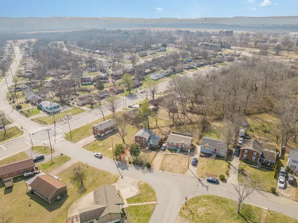 3305 Panorama Dr, Nashville, TN 37218