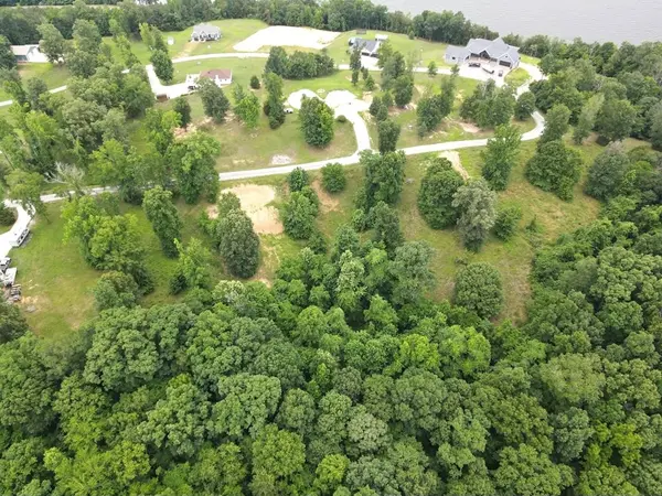 0 Sunset Pass, Big Sandy, TN 38221