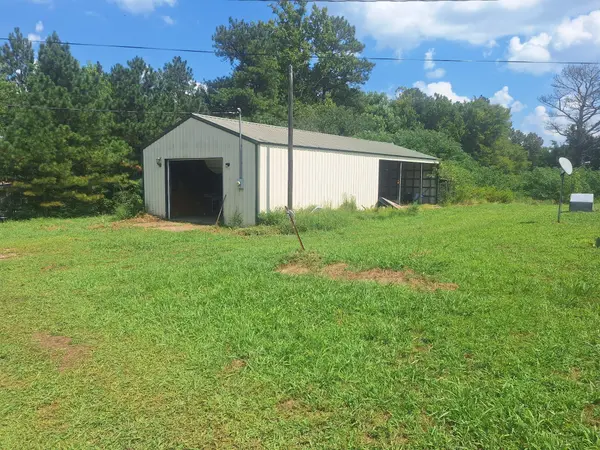 25250 Hwy 114, Bruceton, TN 38317