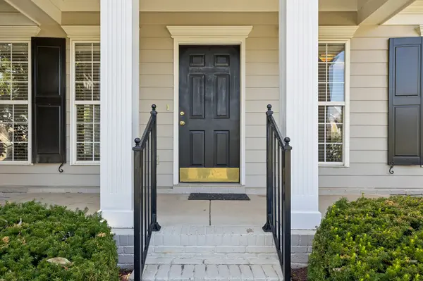 1525 Stratford Hall Cir, Murfreesboro, TN 37130