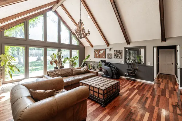 559 Forest Retreat Rd, Hendersonville, TN 37075