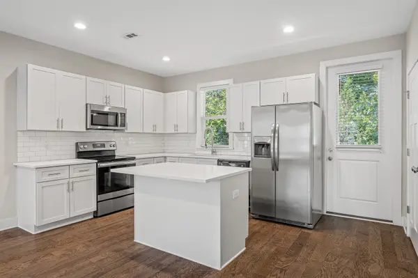 724 Mill Creek Meadow Dr, Nashville, TN 37214