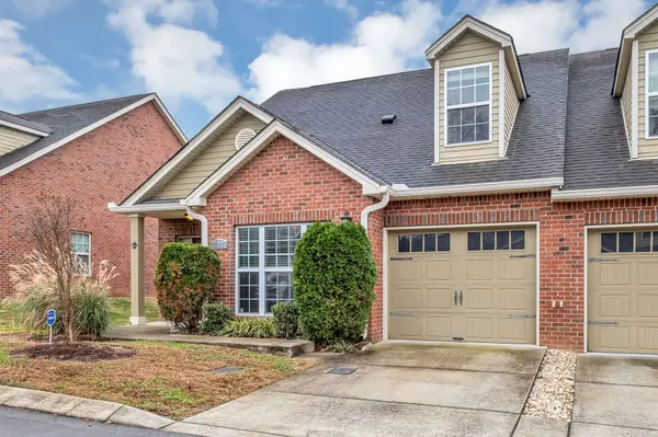 3011 Whitland Crossing Dr, Nashville, TN 37214