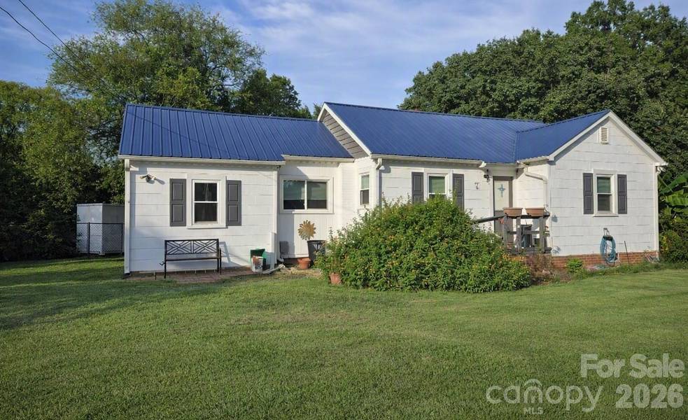 71 Highland AVE SW, Concord, NC 28027