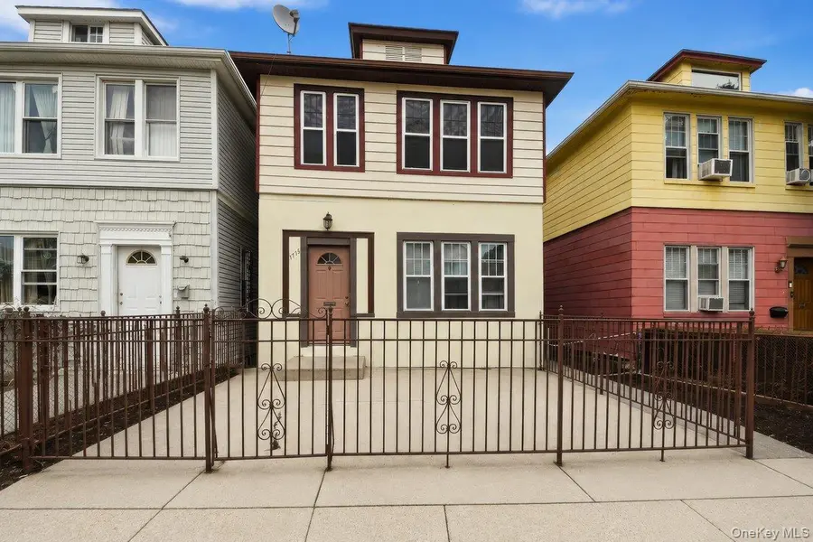1716 Parkview AVE, Bronx, NY 10461