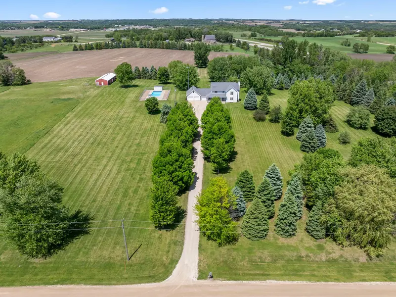 4141 90th ST NW, Oronoco, MN 55960