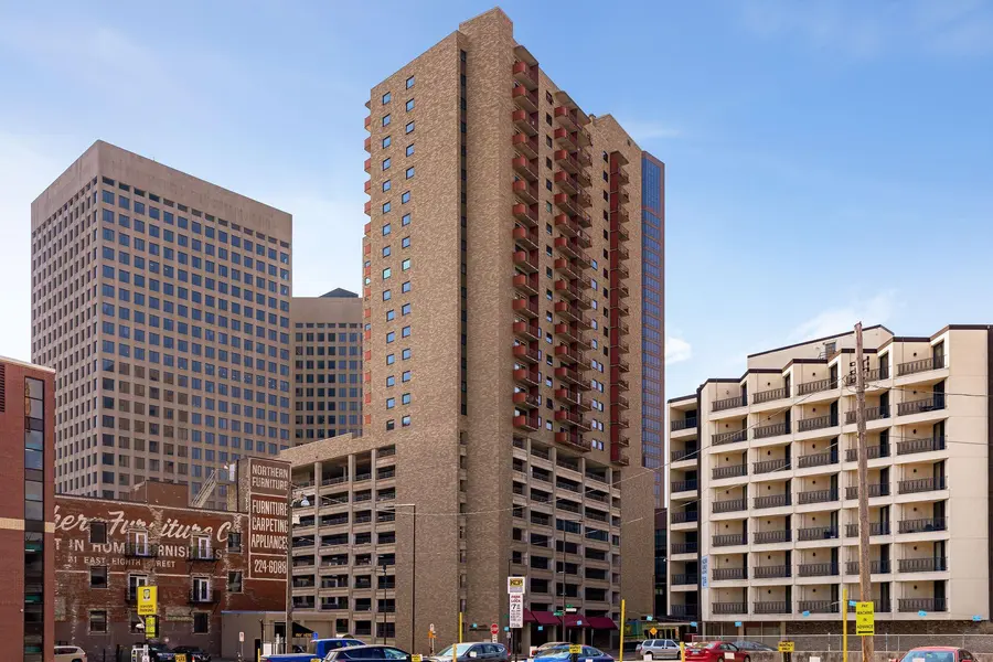 66 9th ST E #2615, Saint Paul, MN 55101