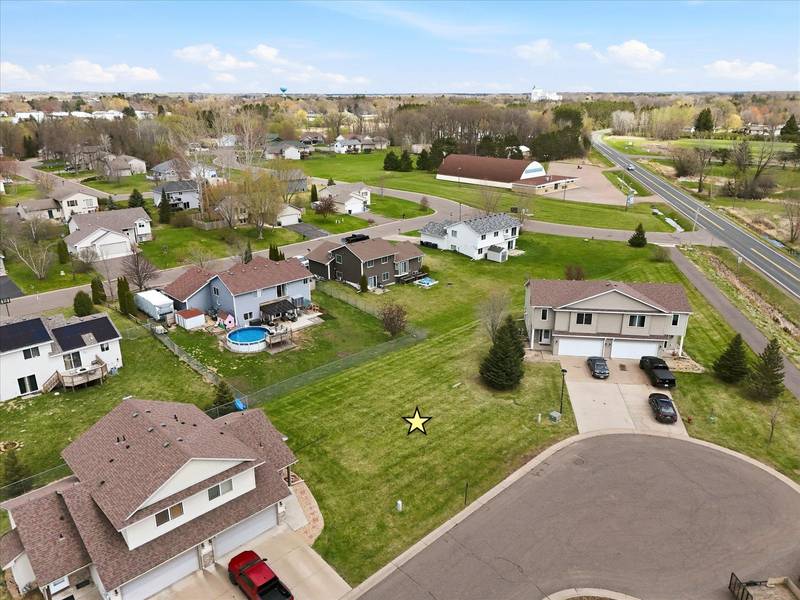 940 & 950 S Rush Landing CT, Rush City, MN 55069