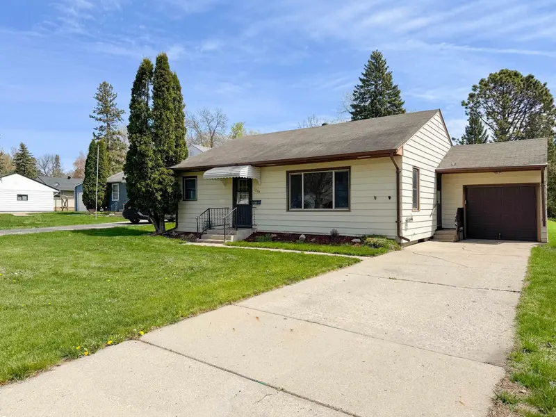 1224 Lake ST, Fergus Falls, MN 56537