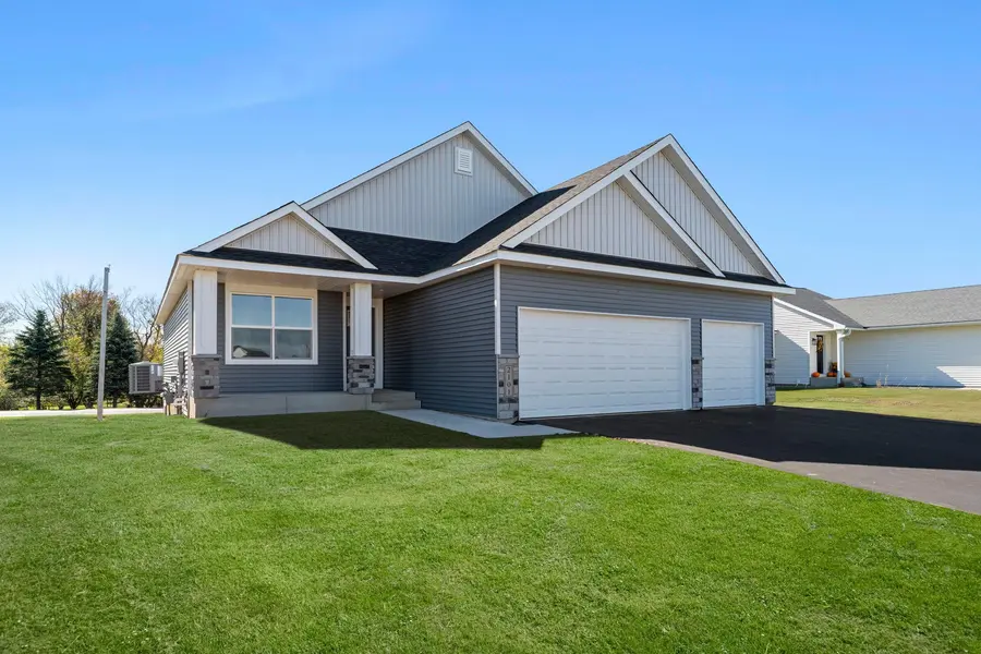2702 Rushmore Road, Hastings, MN 55033