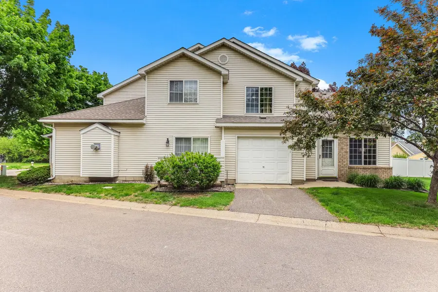 2333 Williams DR, Burnsville, MN 55337