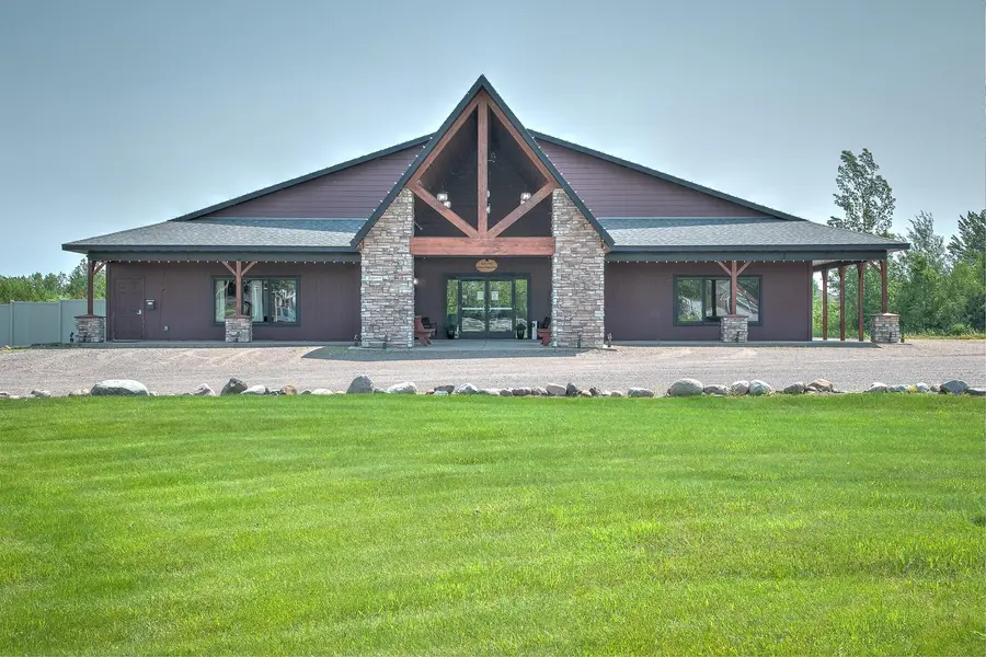 10376 112th AVE, Milaca, MN 56353