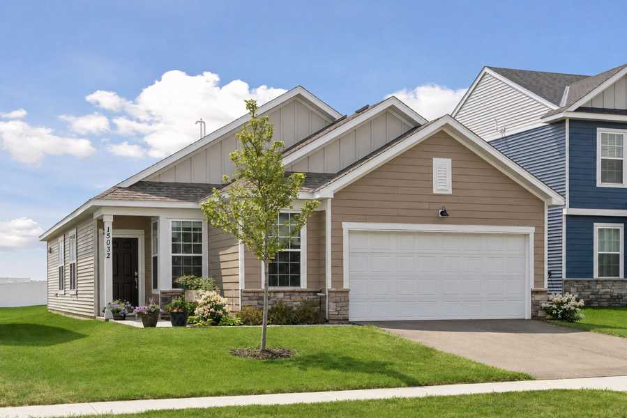 15032 Athgoe DR, Rosemount, MN 55068