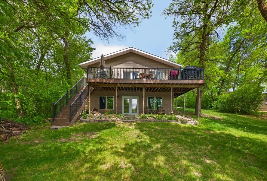 186 RUGBY POINT RD, Bottineau, ND 58318