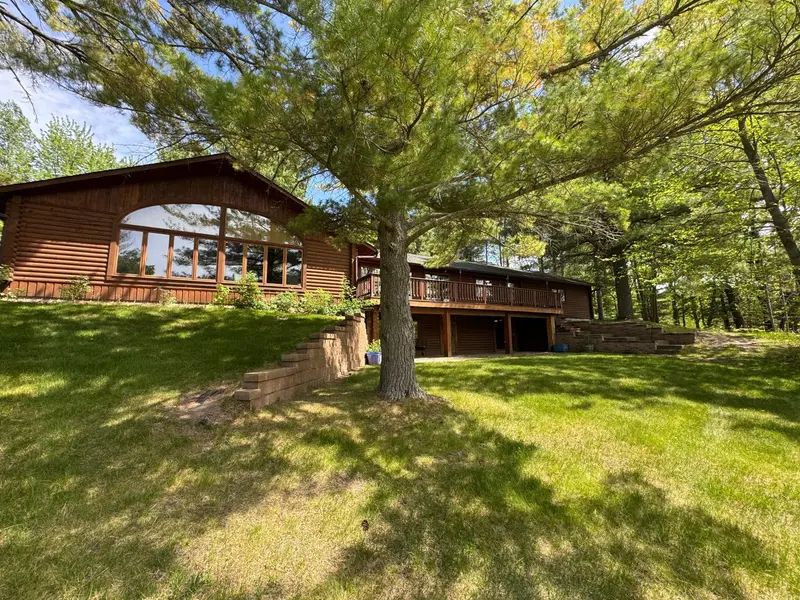 1469 Woodland LOOP NW, Baudette, MN 56623