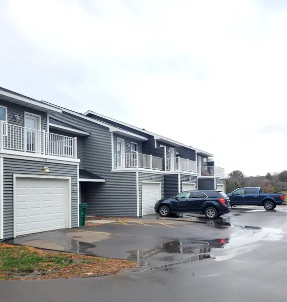 303 S Wasson LN, River Falls, WI 54022