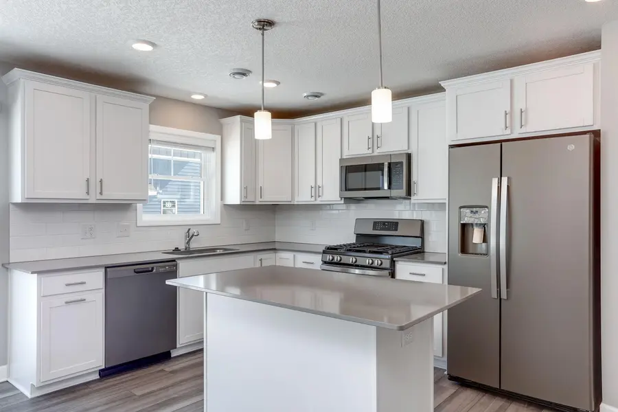 1142 Middlefield RD, Medina, MN 55340