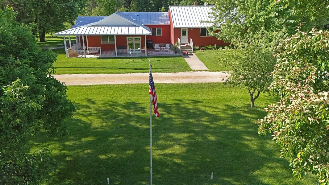19367 150th AVE, Milaca, MN 56353