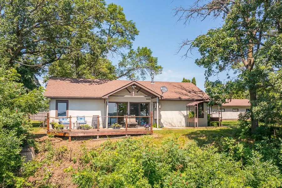 21824 Hillcrest DR, Nisswa, MN 56468