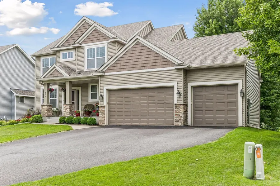 878 104th LN NE, Blaine, MN 55434