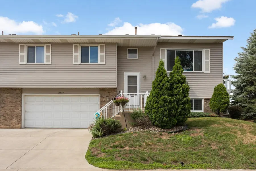 15859 Gooseberry WAY, Apple Valley, MN 55124