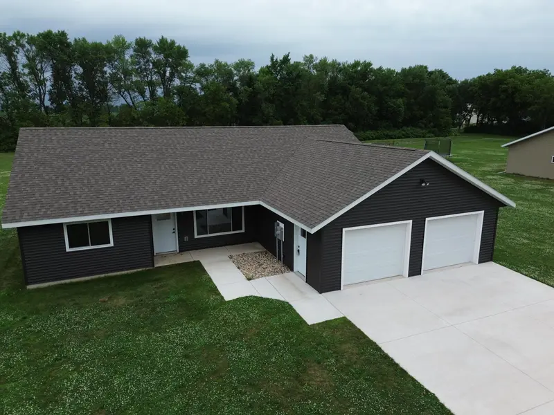 141 Washington ST, Walnut Grove, MN 56180