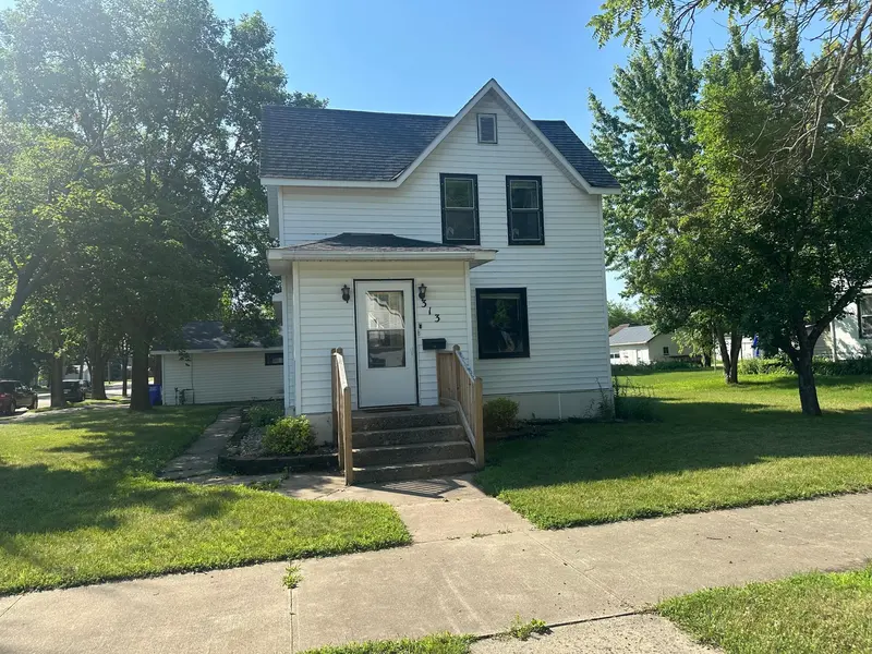 313 Poplar AVE N, Canby, MN 56220