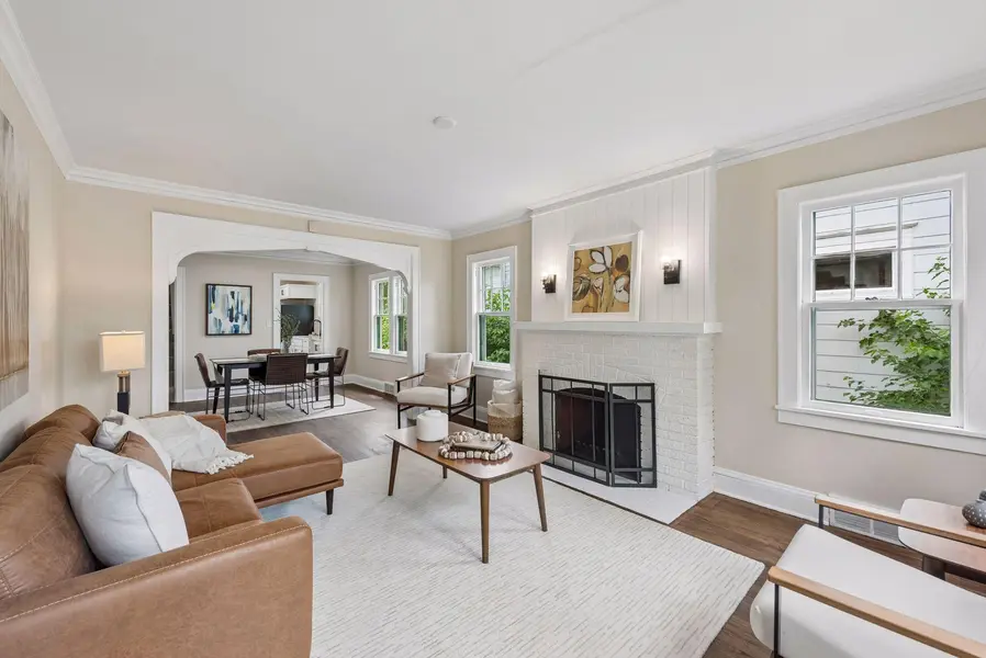 792 Charles AVE, Saint Paul, MN 55104