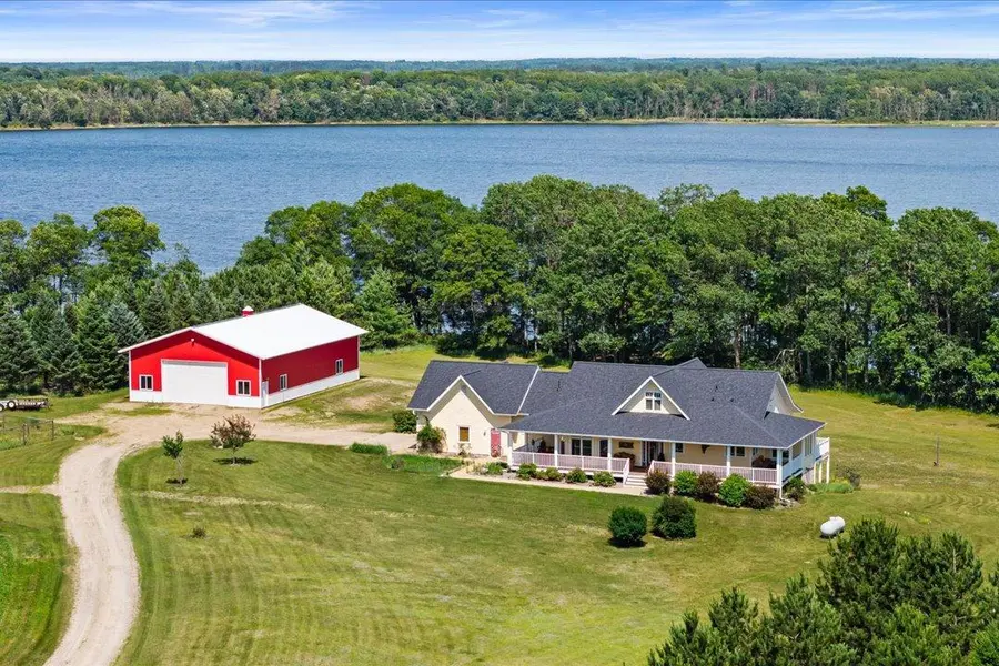 43342 Hosta LN, Pine River, MN 56474
