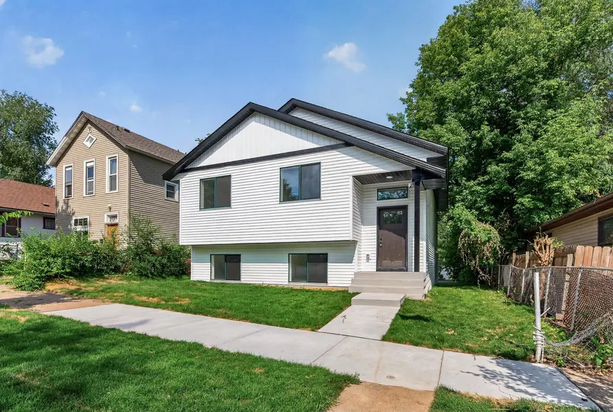 926 Galtier ST, Saint Paul, MN 55117