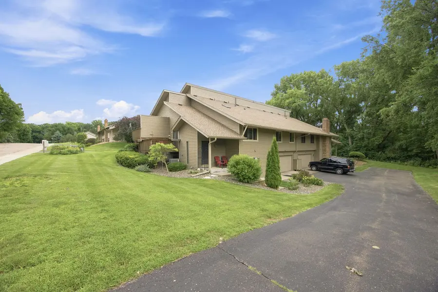 10965 53rd AVE N, Plymouth, MN 55442