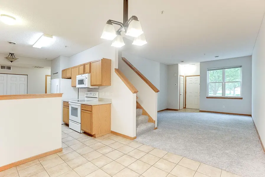 5040 Holly LN N #3, Plymouth, MN 55446
