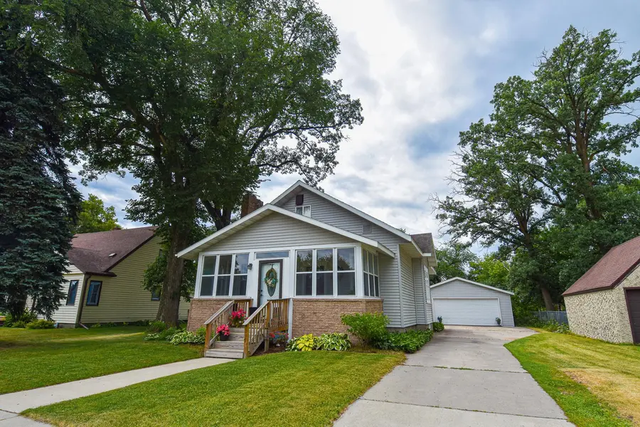 237 Markley AVE N, Thief River Falls, MN 56701