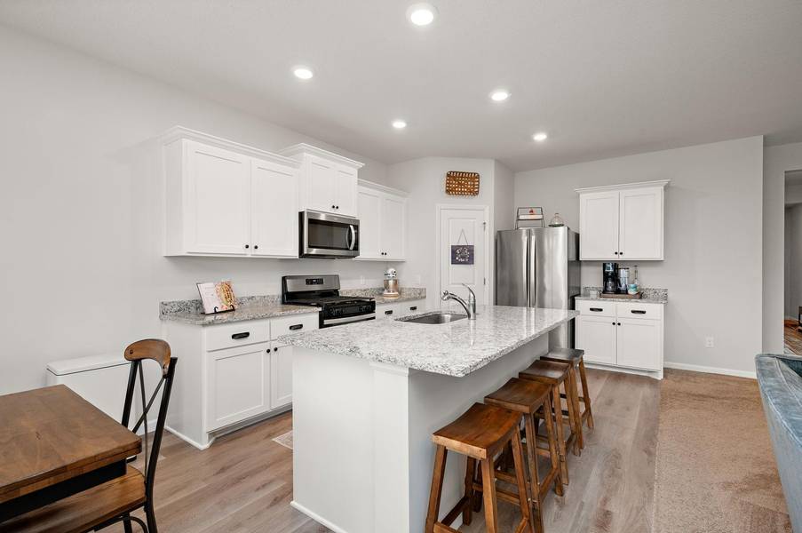 10188 Twin Lakes Pkwy NW, Elk River, MN 55330